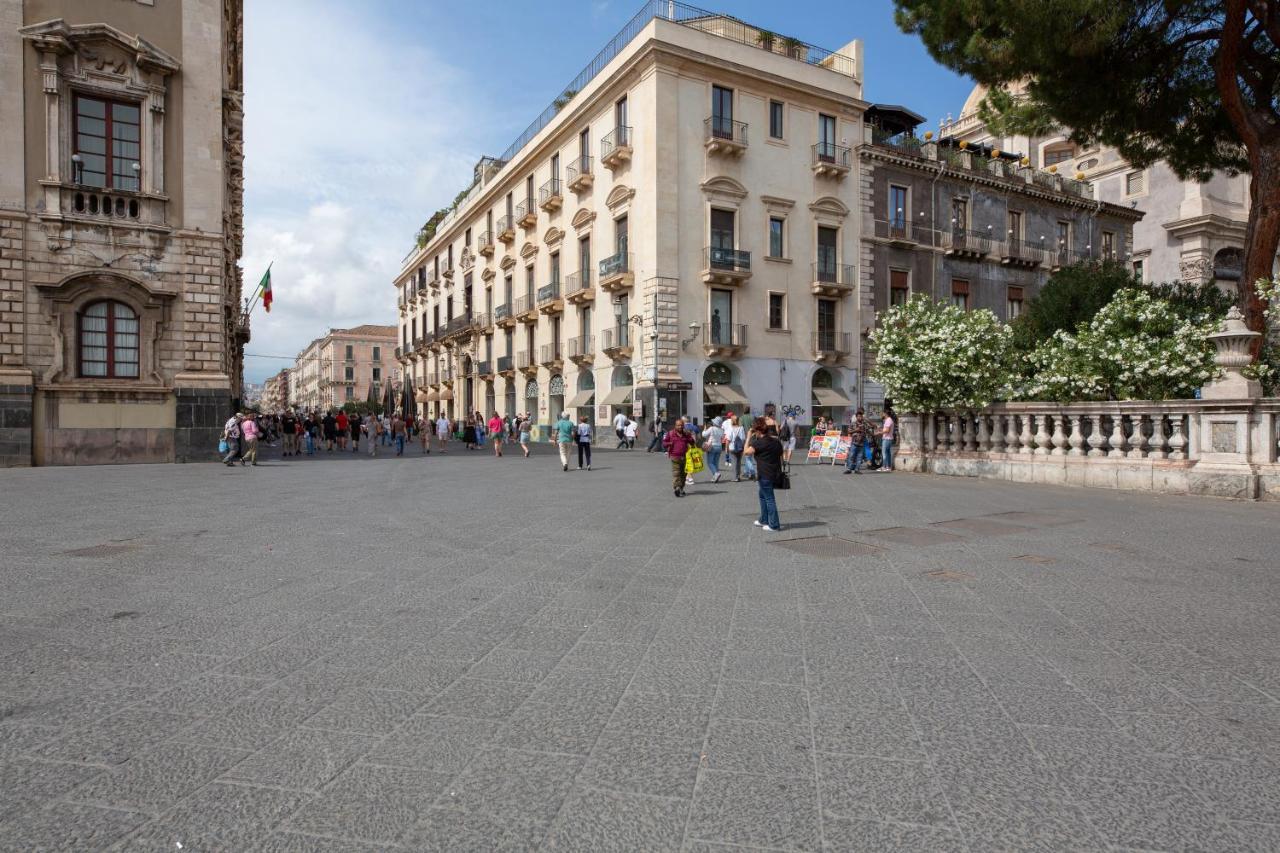 Hotel La Regina Del Duomo Catania Centro Exterior foto