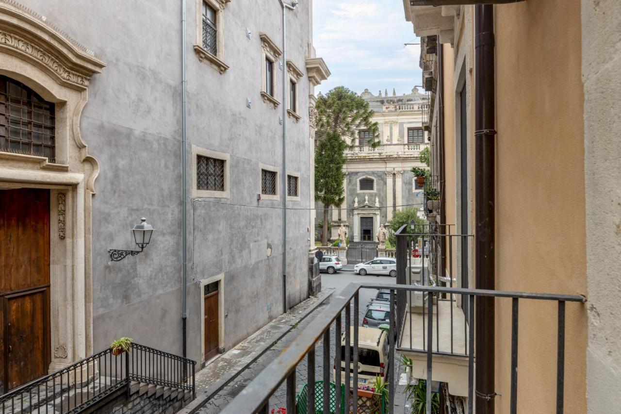 Hotel La Regina Del Duomo Catania Centro Exterior foto